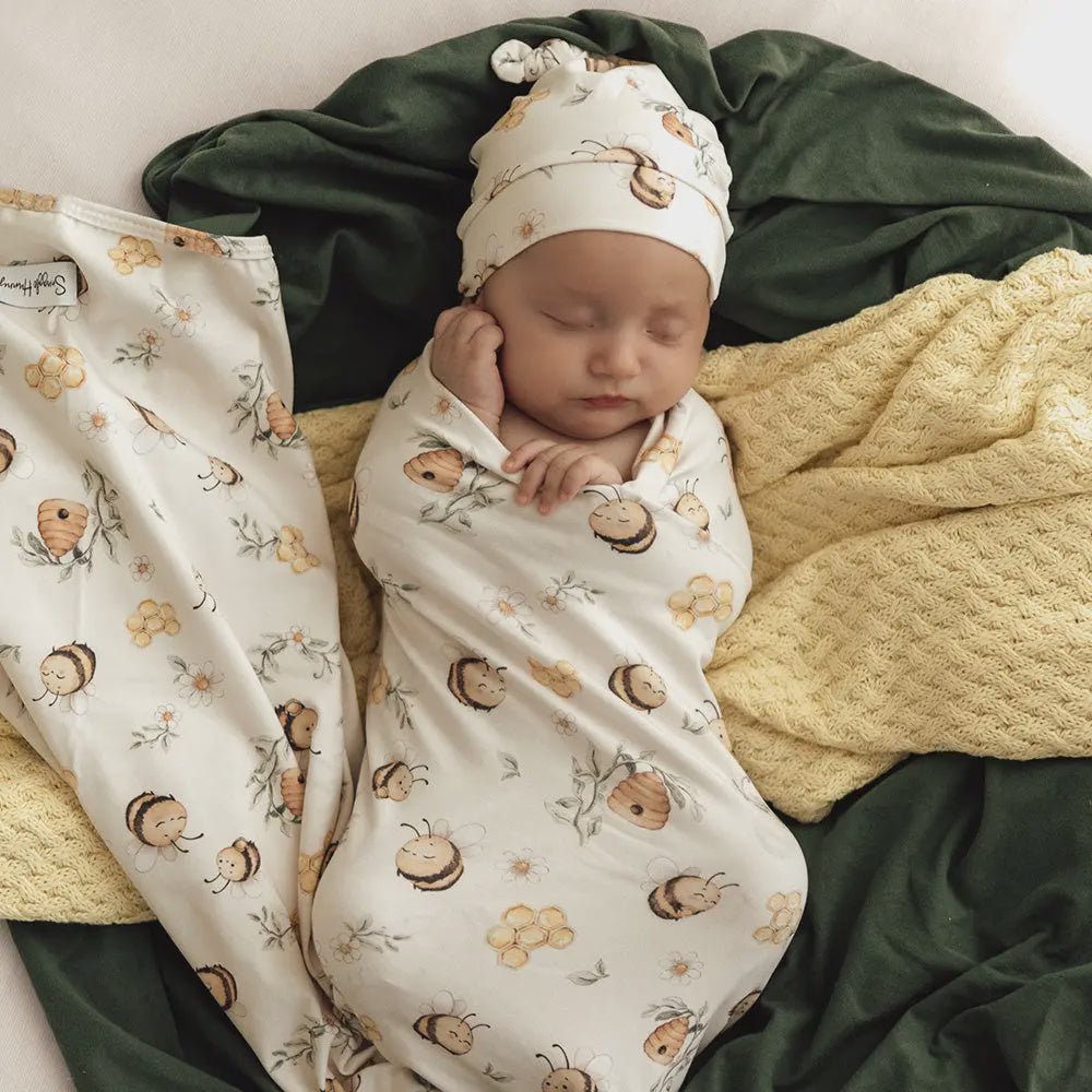 Bumblebees Jersey Wrap & Beanie Set
