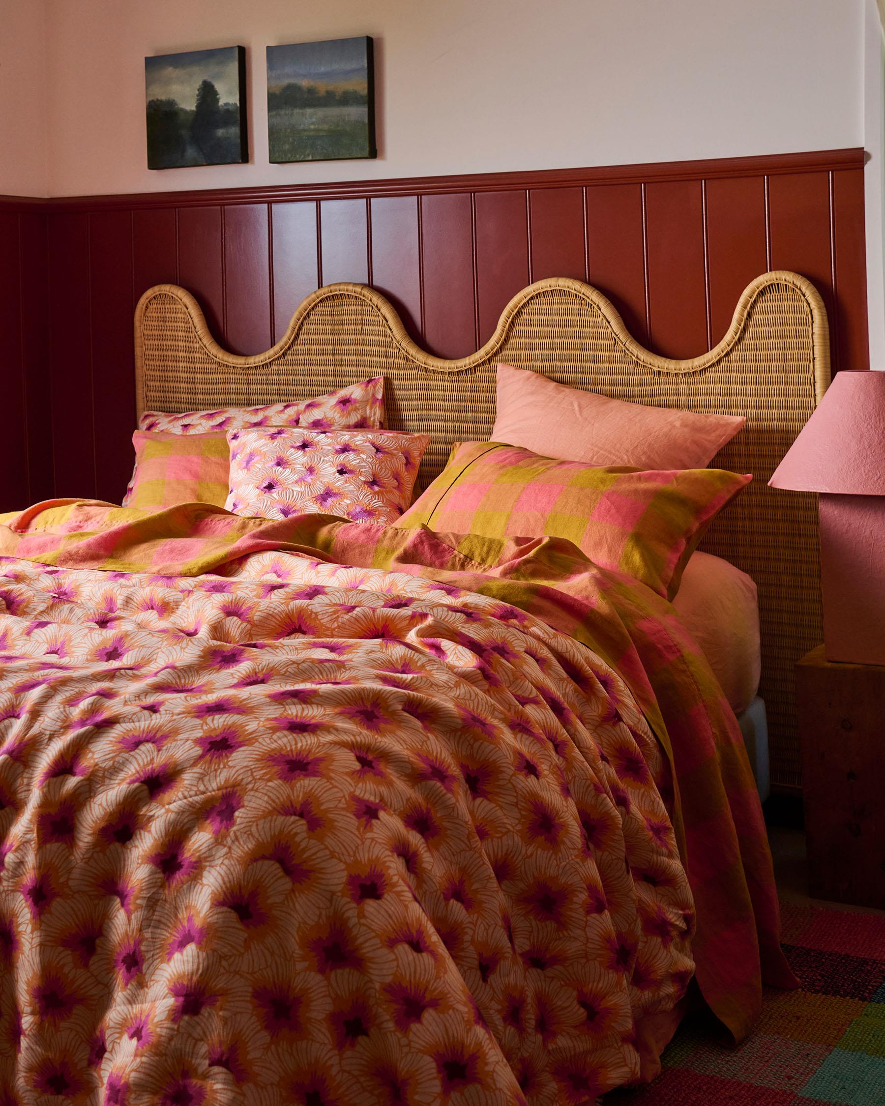 Linen Quilt Cover - Hibiscus Peach