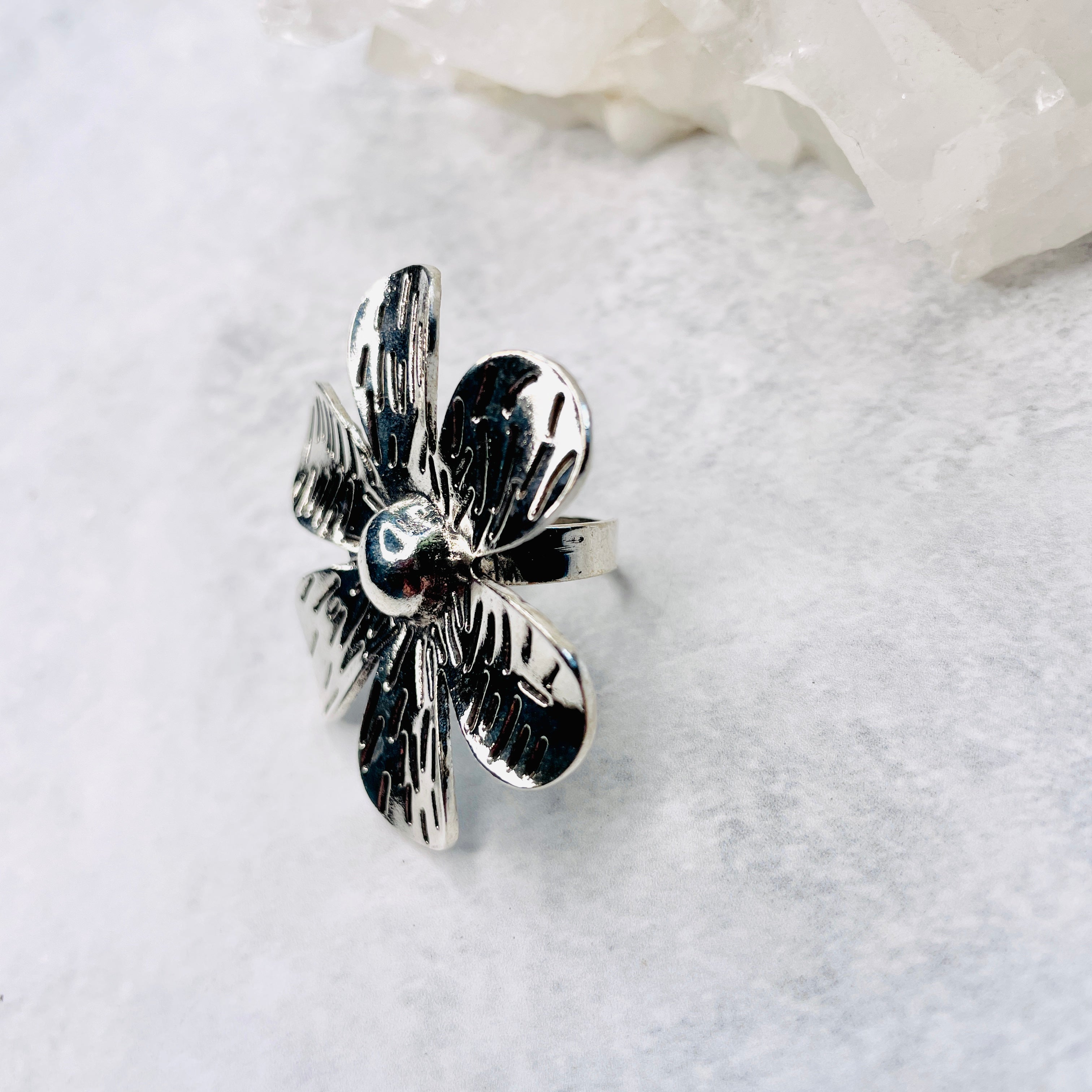 Big Daisy Ring