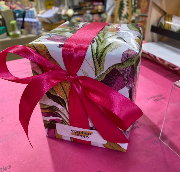 Signature Gift Wrapping