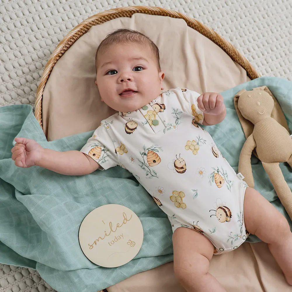 Short Sleeve Bodysuit - Bumblebees