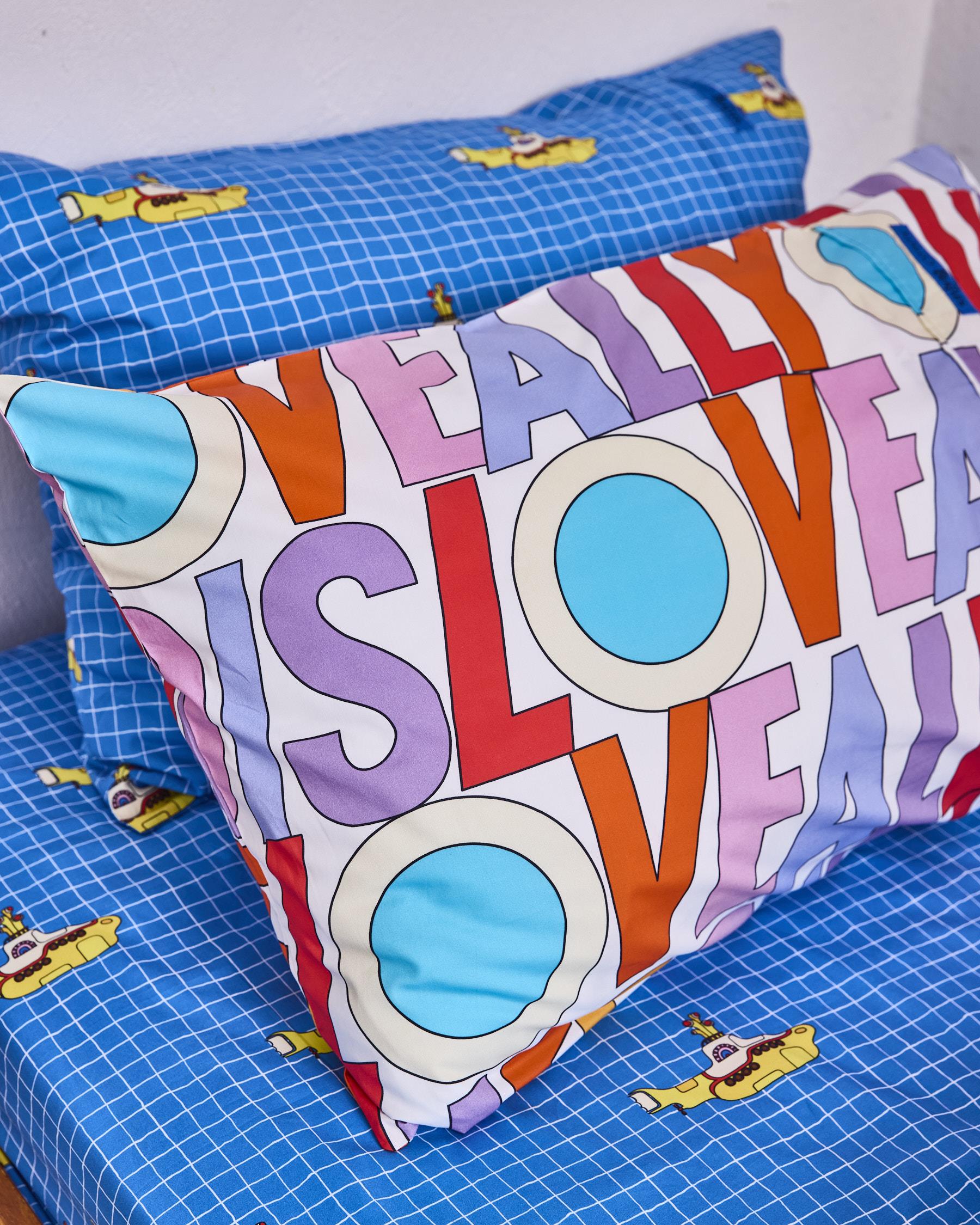 The Beatles Pillowcase - All You Need Is Love 1P