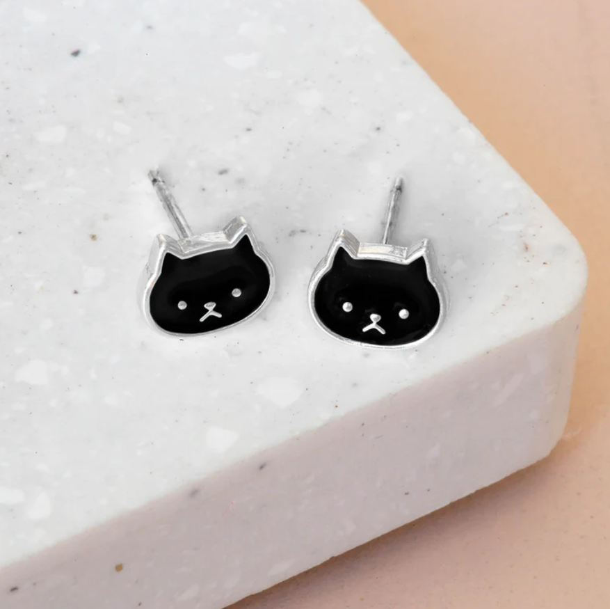 Cat shop face earrings