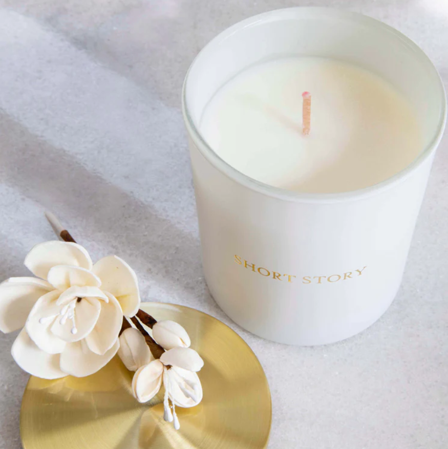 Mia Candle Pink Lychee & Geranium Eggplant & Poppy Unique