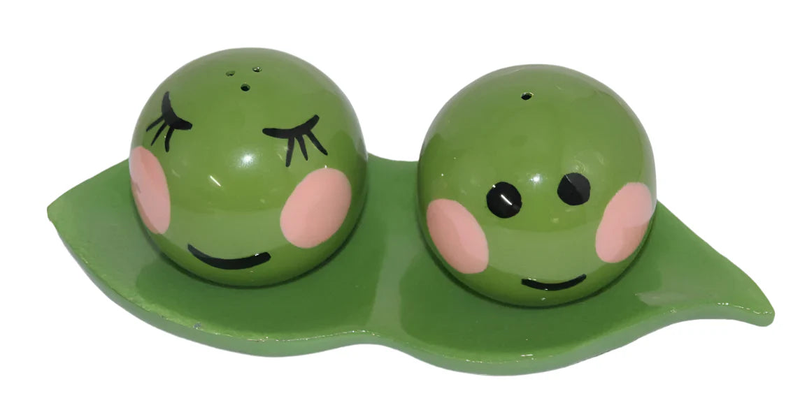 Peas in a Pod Salt and Pepper Set