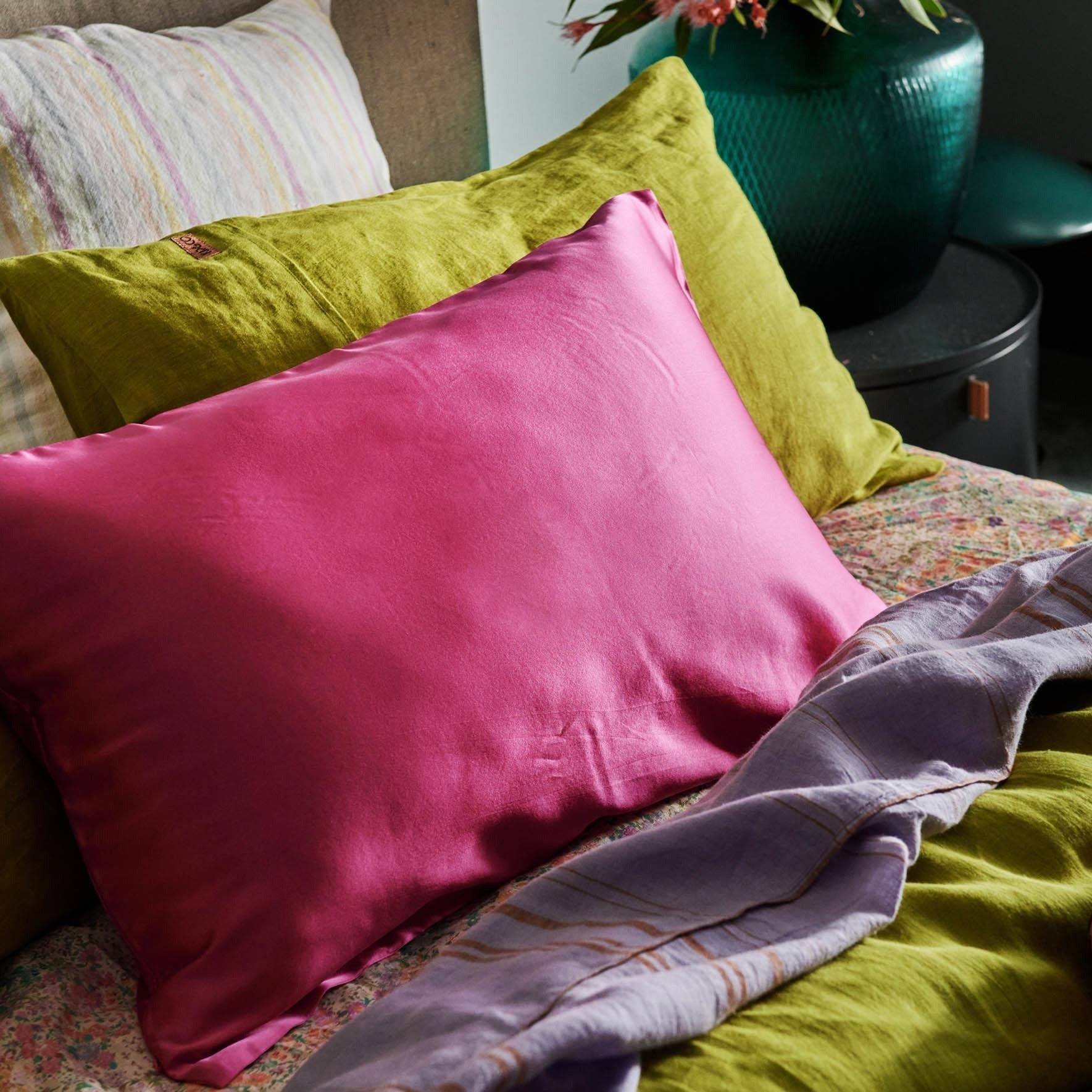 Silk Pillowcase - Perfect Pink