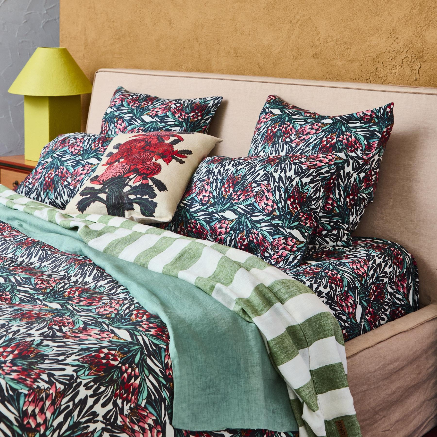 Margaret Preston Linen Pillowcases - Protea Party 2P