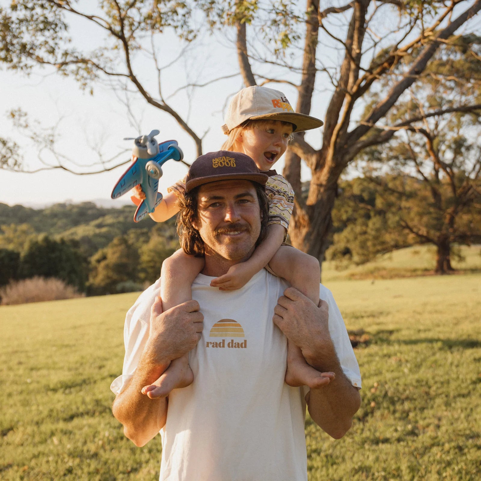 Rad Dad Tee -Natural