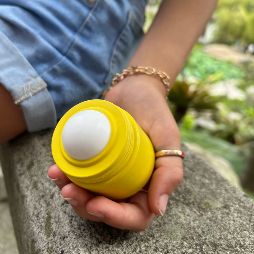 Solmates Refillable Sunscreen Applicator - Yellow