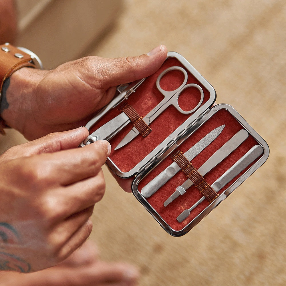Gentleman’s Travel Manicure Kit