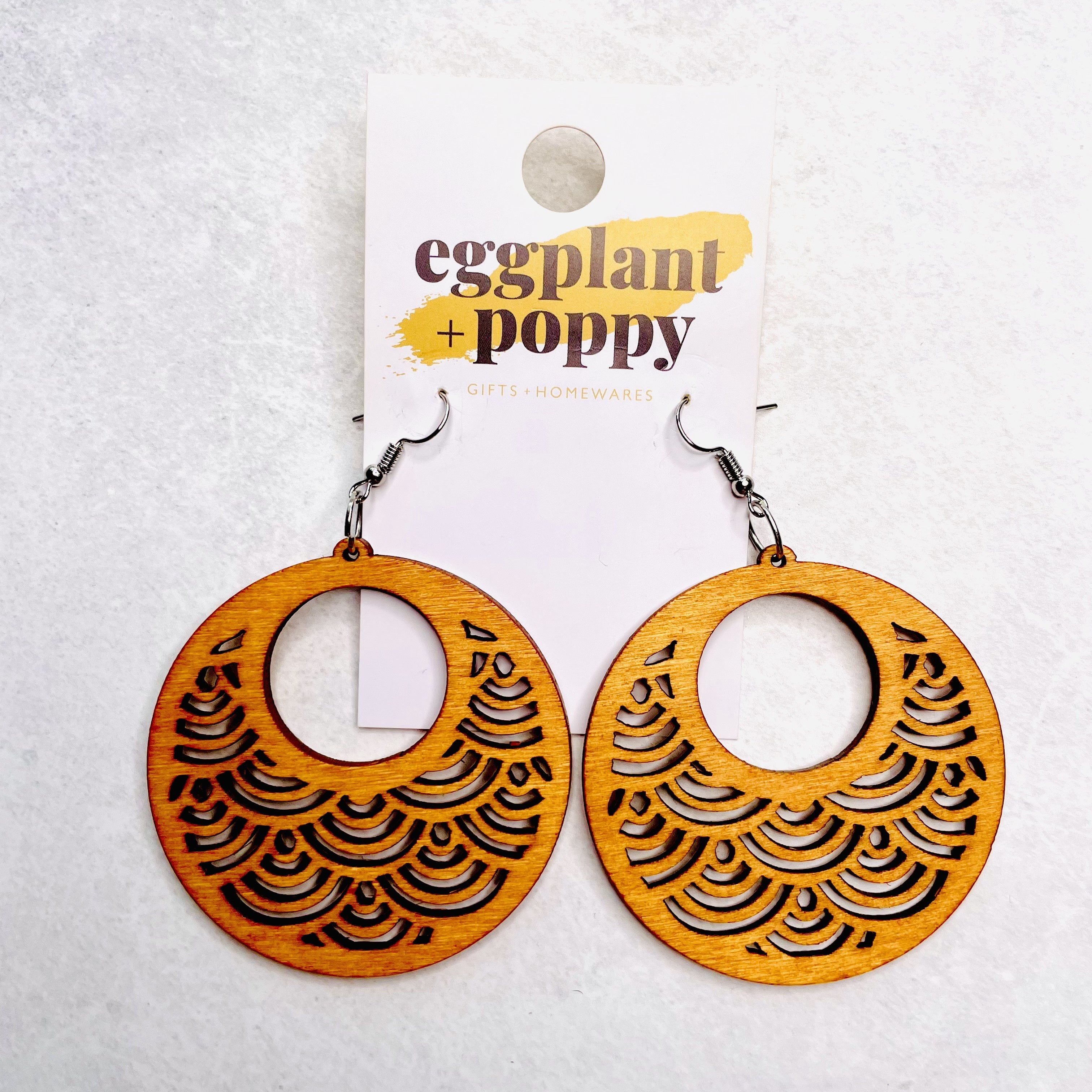 Timber Round Scallop Earrings