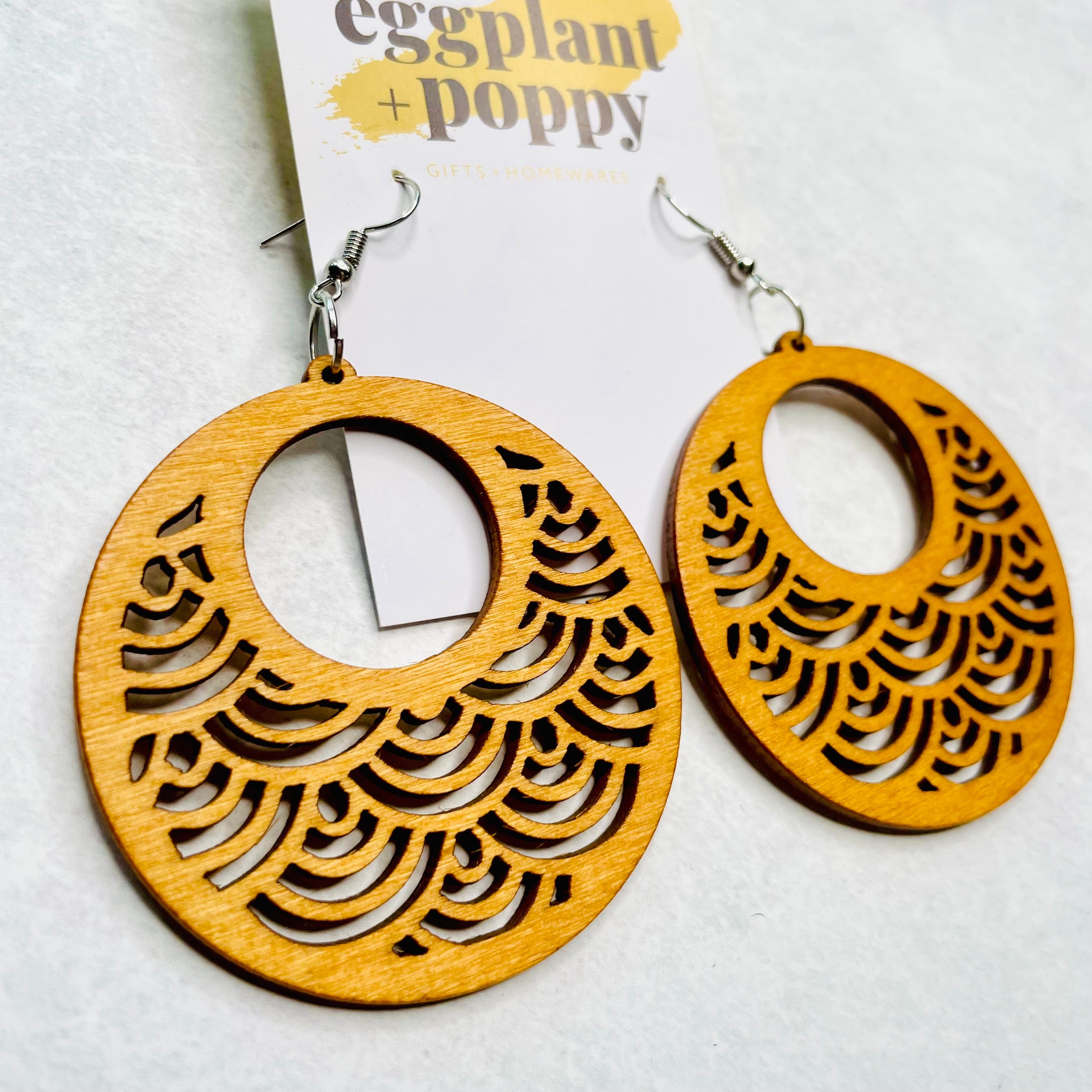 Timber Round Scallop Earrings