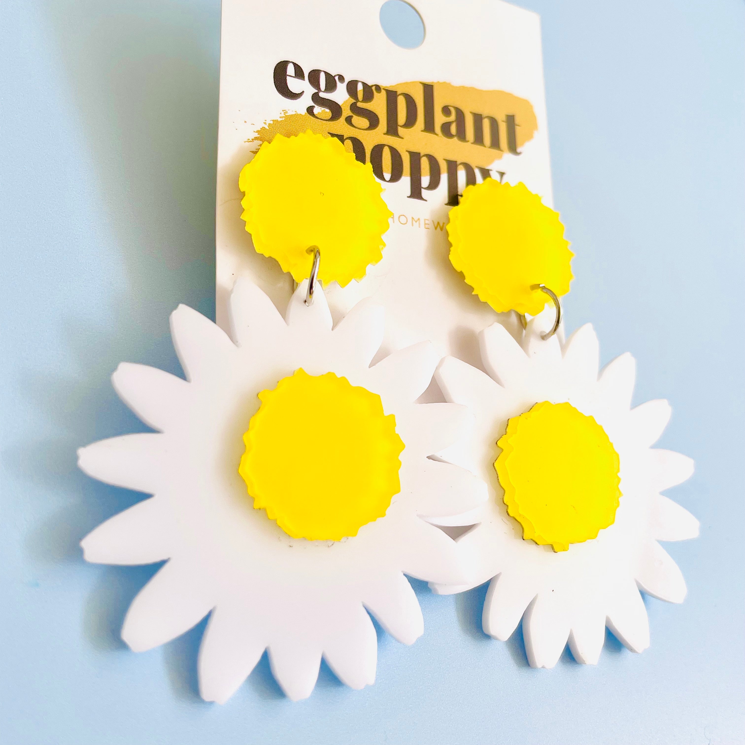White Daisy Earrings