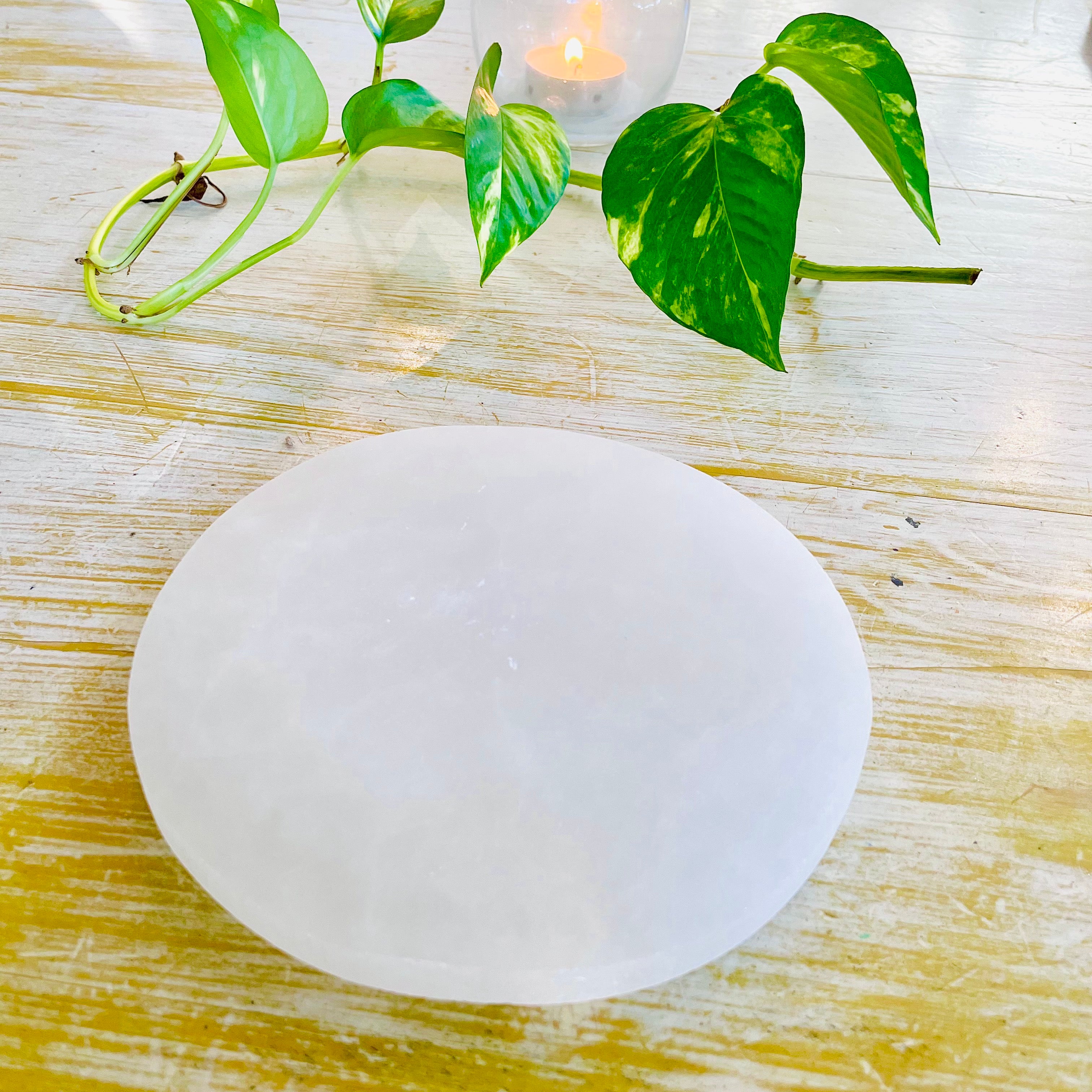 Selenite Charging Plate
