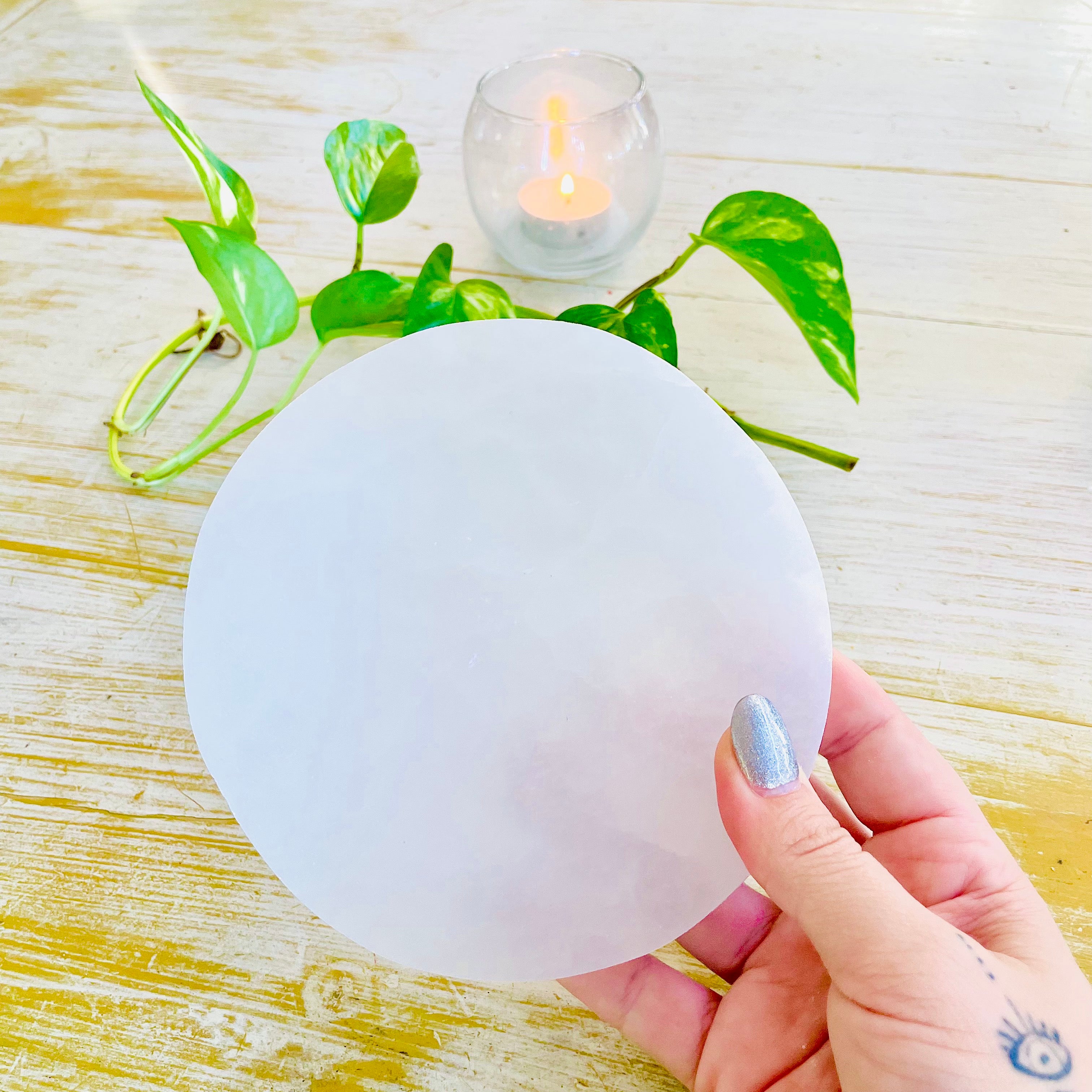 Selenite Charging Plate