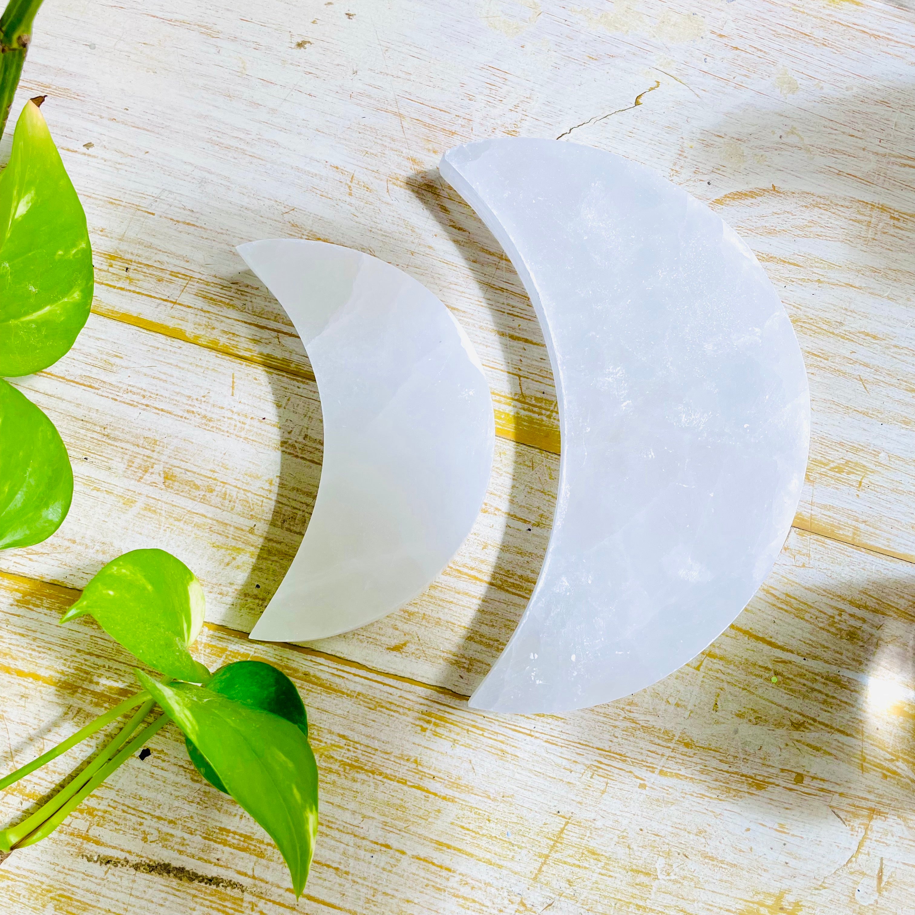 Selenite Moon Charging Plate 10cm