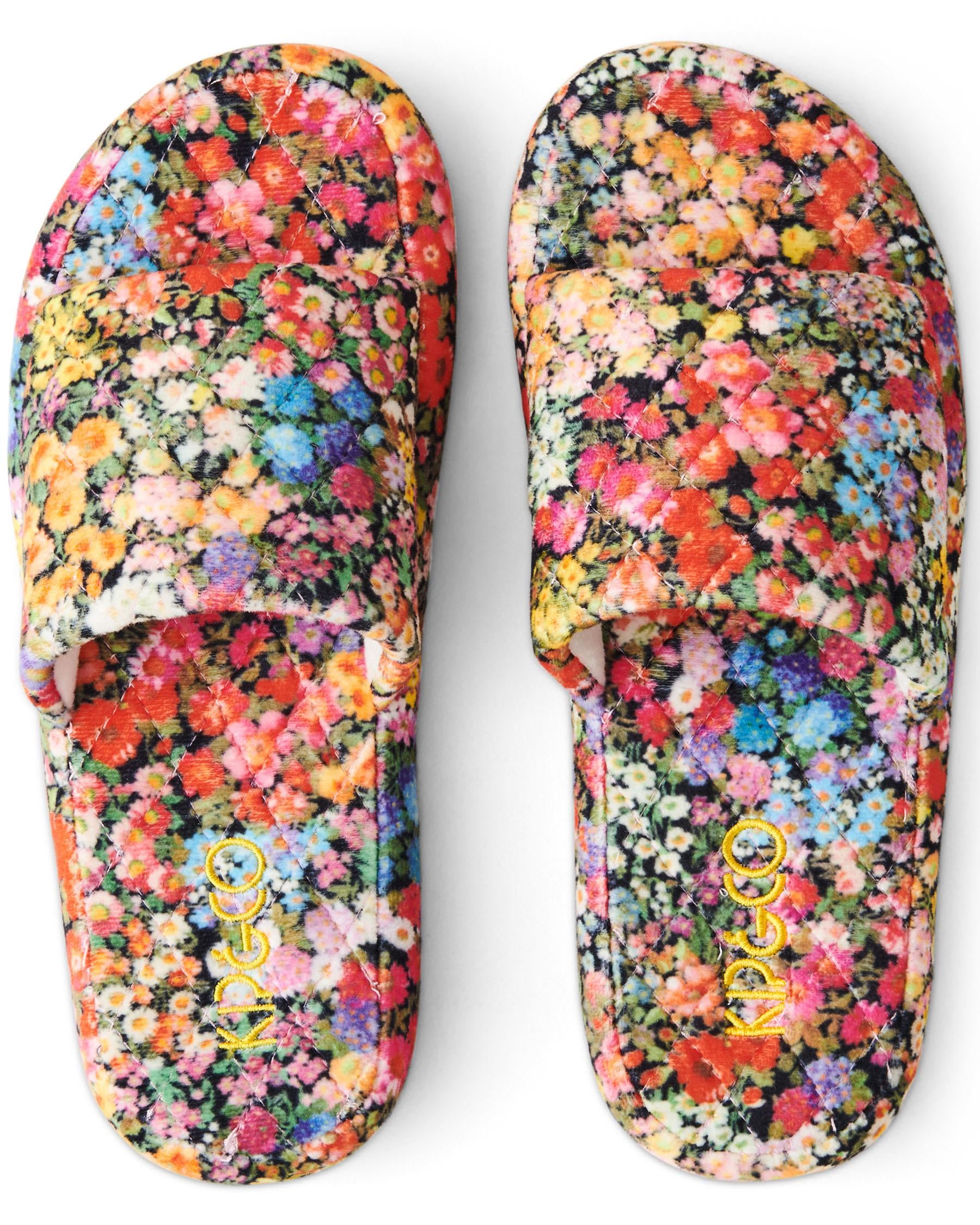 Quilted Slippers - Forever Floral Black