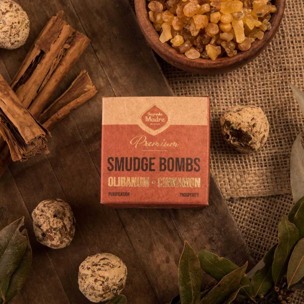 Smudge Bomb - Frankincense & Cinnamon
