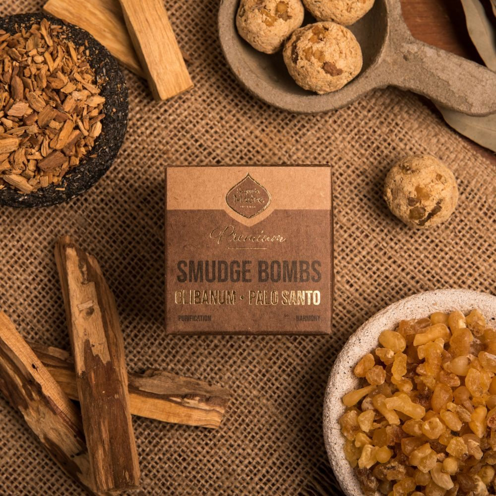Smudge Bomb - Frankincense & Palo Santo